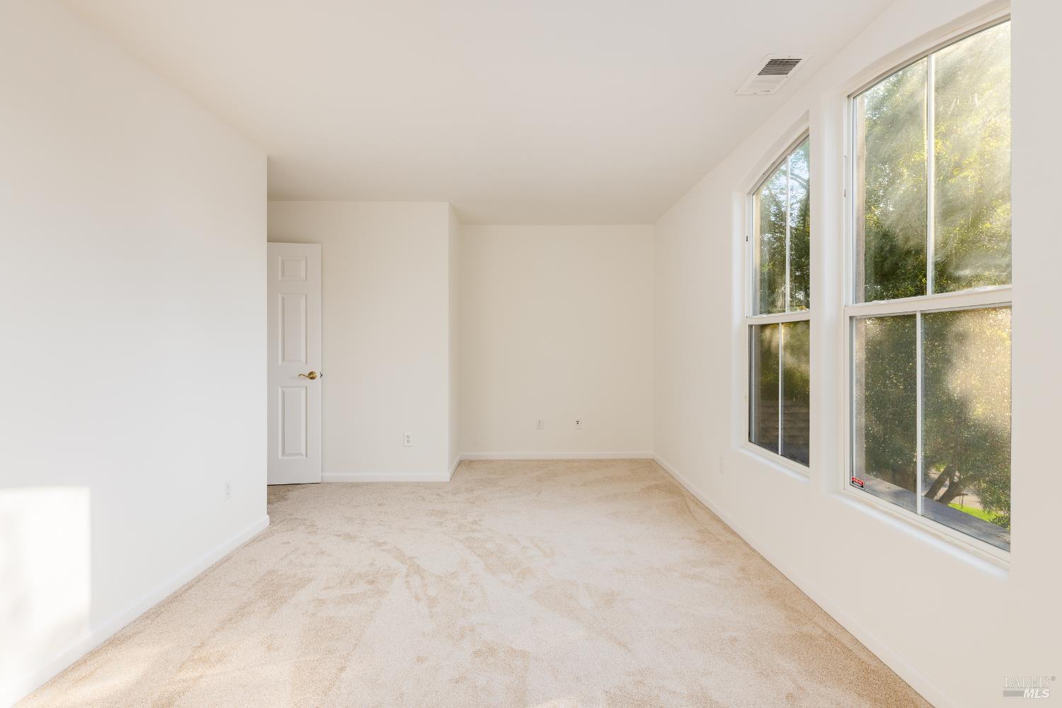 Detail Gallery Image 20 of 36 For 5795 Desoto Dr, Santa Rosa,  CA 95409 - 4 Beds | 3 Baths