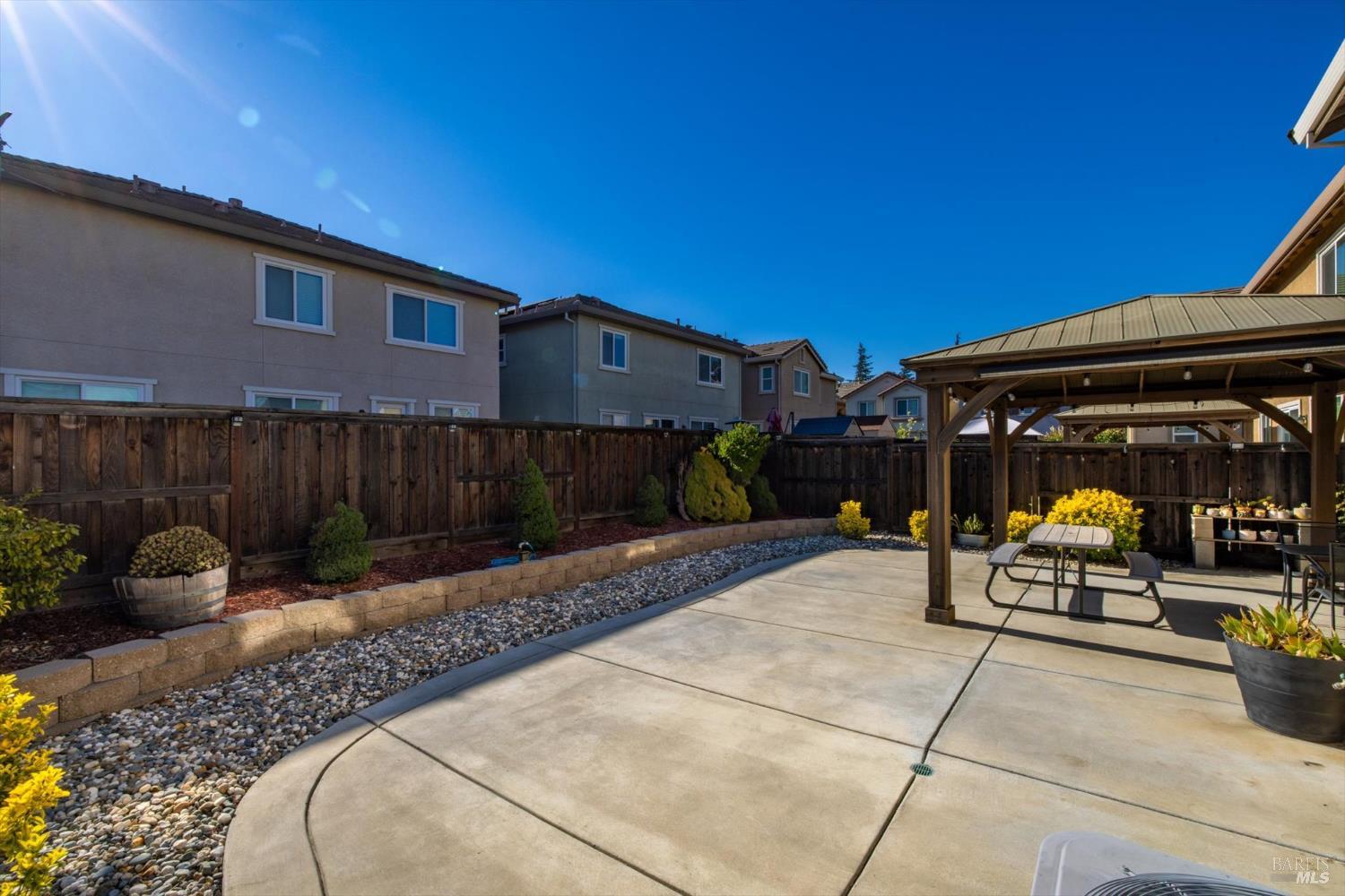 Detail Gallery Image 49 of 63 For 5294 Gramercy Cir, Fairfield,  CA 94533 - 5 Beds | 3/1 Baths