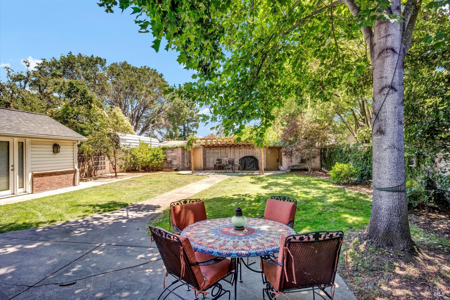 Detail Gallery Image 24 of 63 For 1015 Shetler Ave, Napa,  CA 94559 - 3 Beds | 2/1 Baths