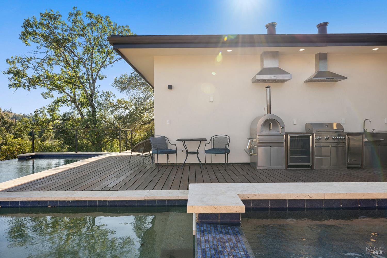Detail Gallery Image 60 of 93 For 5044 Linda Ln, Santa Rosa,  CA 95404 - 3 Beds | 3/1 Baths