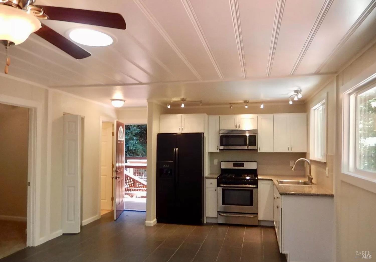 Detail Gallery Image 21 of 47 For 17410 Park Ave, Guerneville,  CA 95446 - – Beds | – Baths
