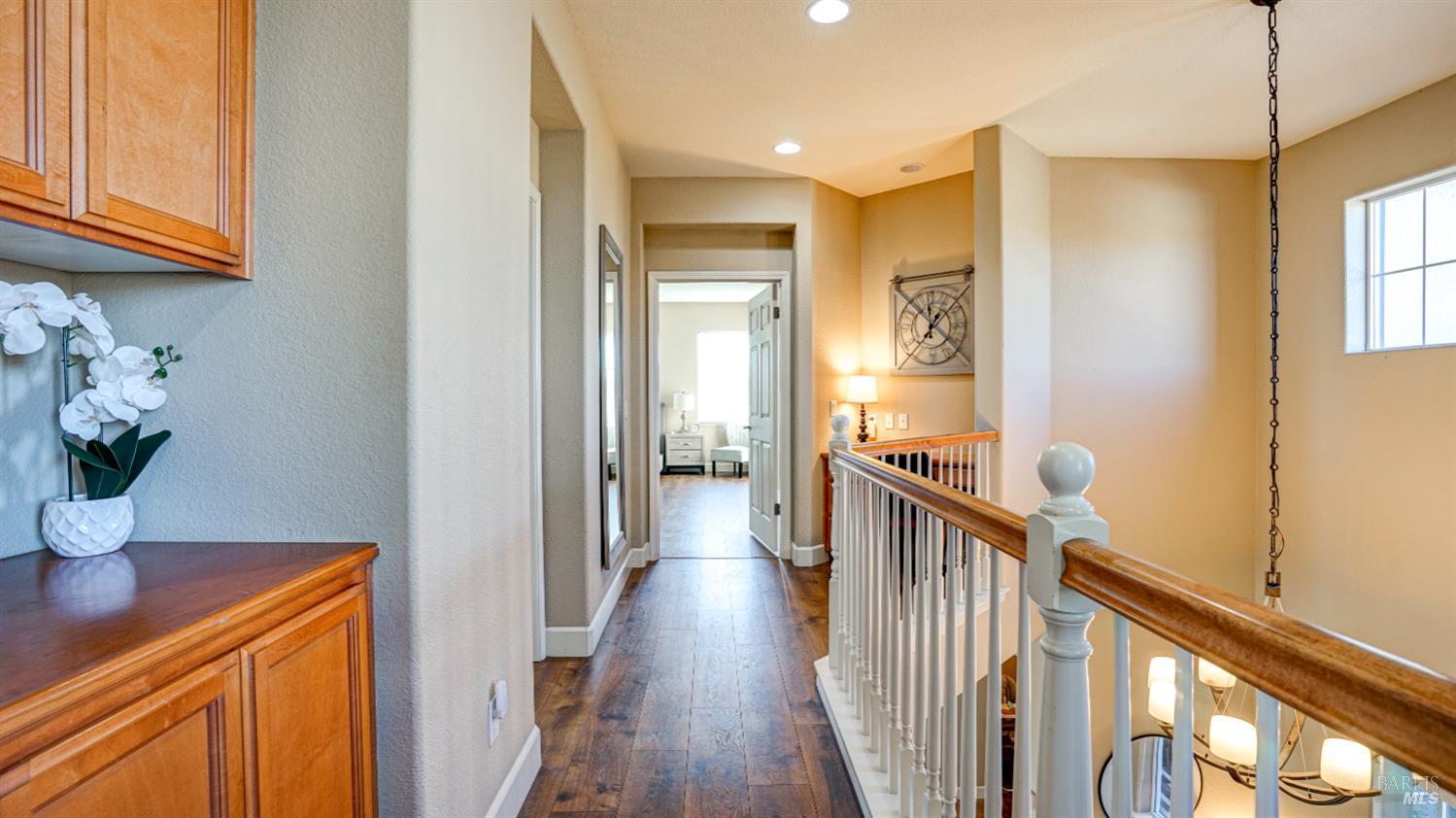 Detail Gallery Image 24 of 43 For 8414 Stomper Dr, Windsor,  CA 95492 - 4 Beds | 3 Baths