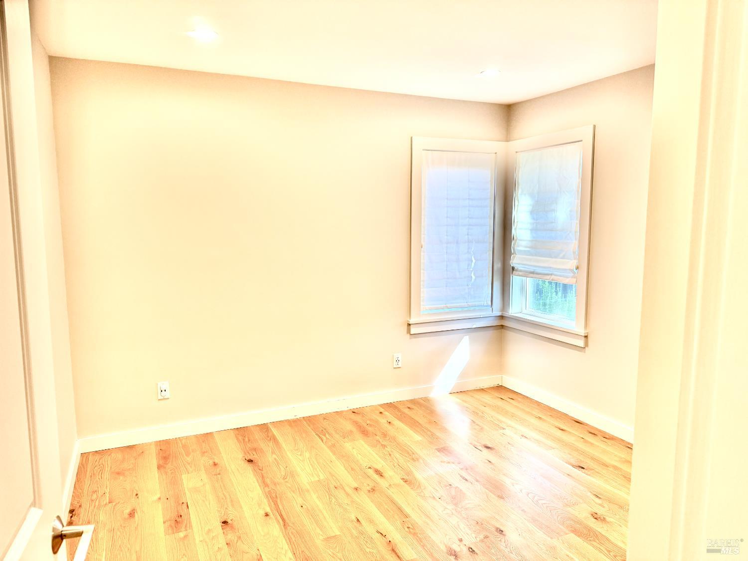 Detail Gallery Image 9 of 13 For 6911 Yount St, Yountville,  CA 94599 - 2 Beds | 1/1 Baths