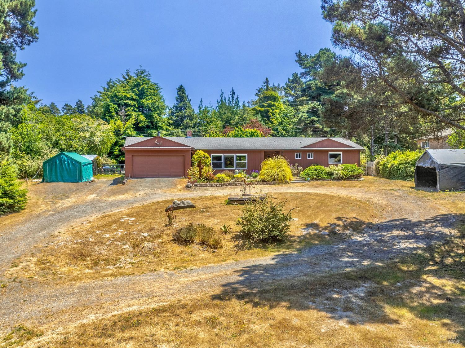Detail Gallery Image 1 of 32 For 18841 Lahmon Ln, Fort Bragg,  CA 95437 - 0 Beds | 2/1 Baths