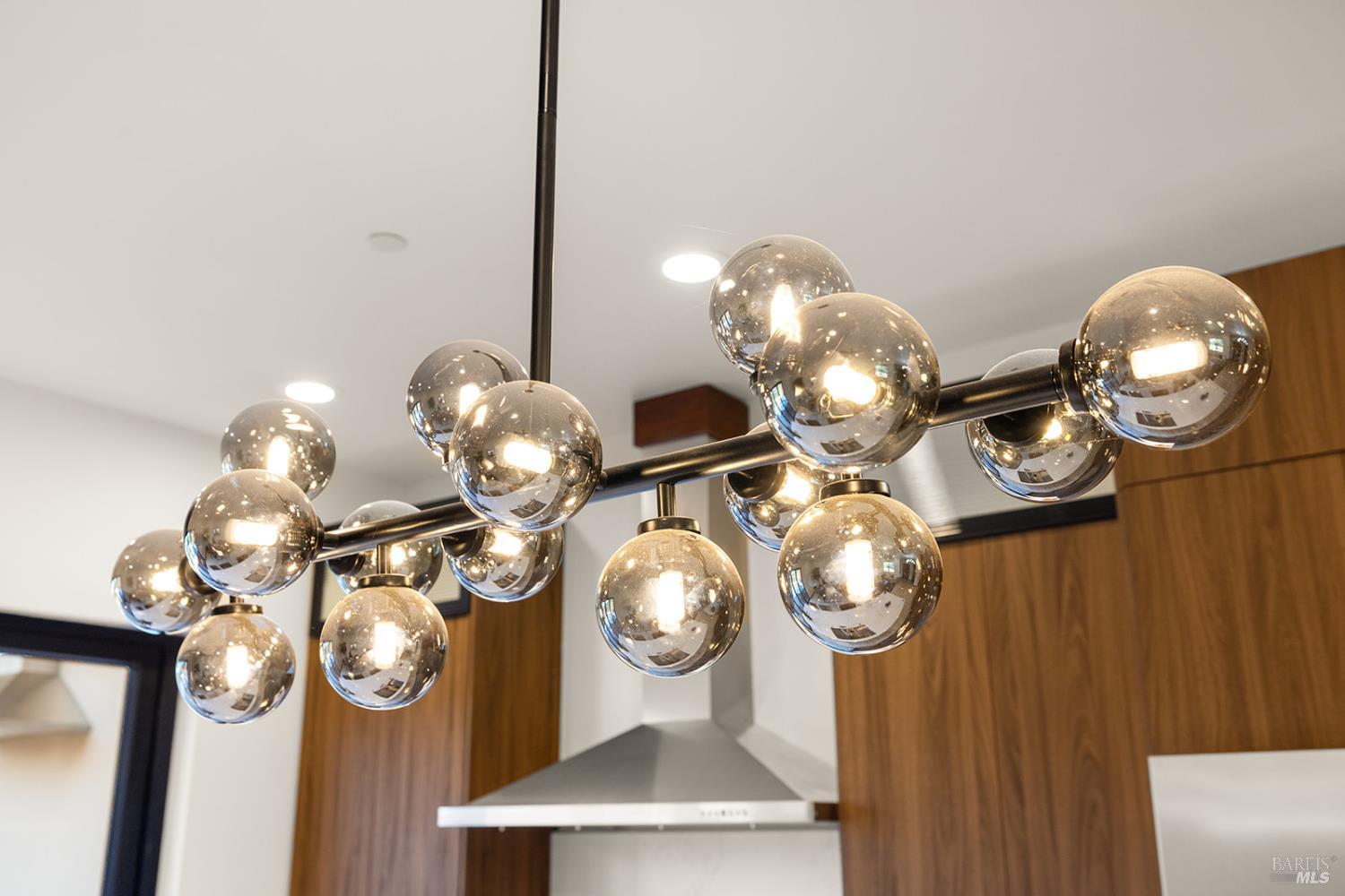 Detail Gallery Image 25 of 93 For 5044 Linda Ln, Santa Rosa,  CA 95404 - 3 Beds | 3/1 Baths