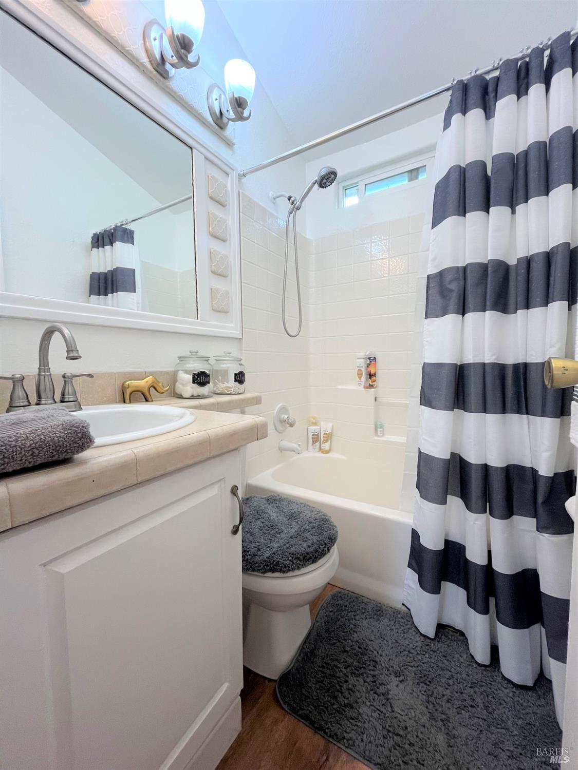 Detail Gallery Image 9 of 15 For 22900 Sylvan Way 6, Monte Rio,  CA 95462 - 1 Beds | 1 Baths