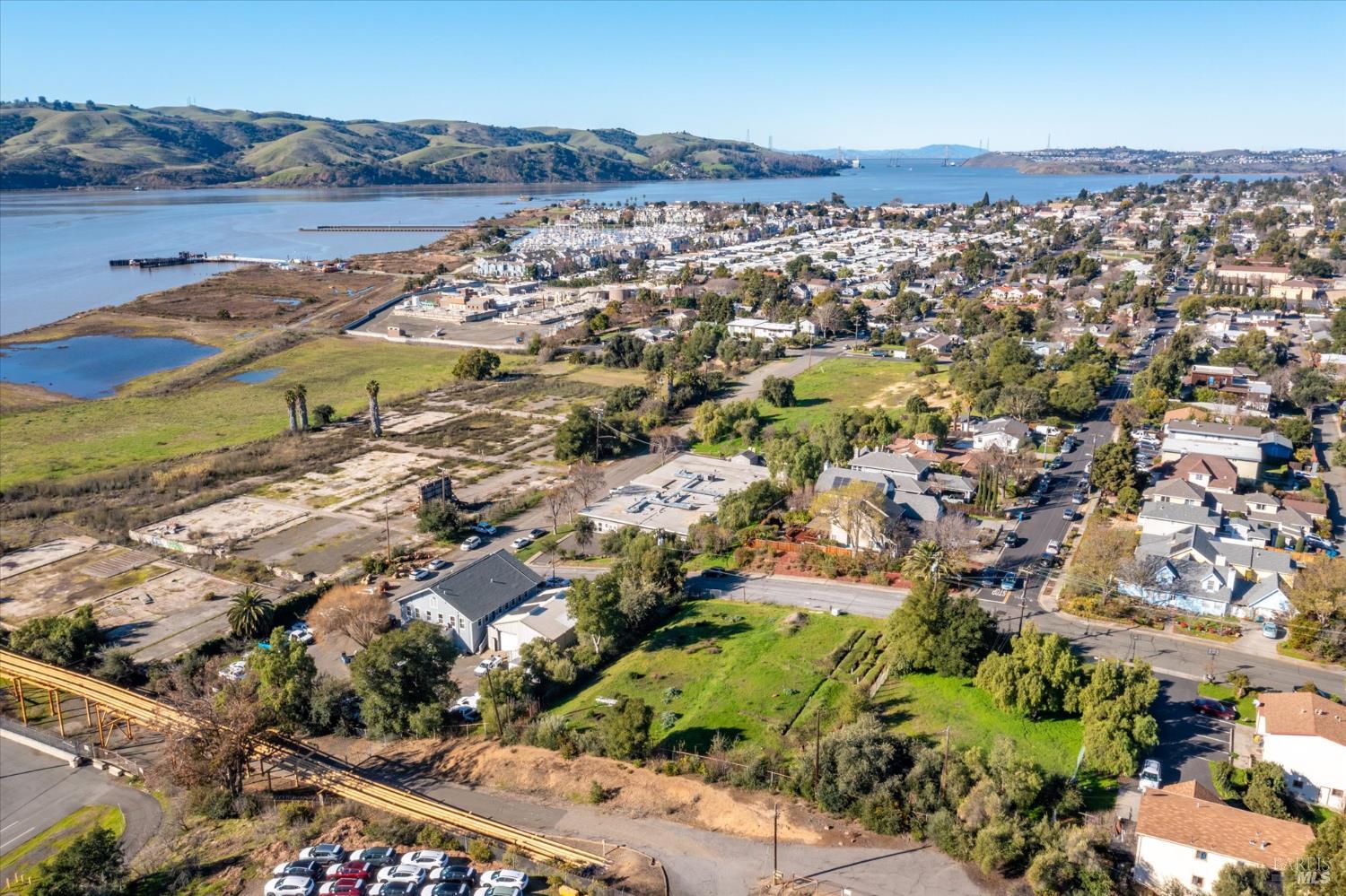 Detail Gallery Image 16 of 26 For 800 E 7th St, Benicia,  CA 94510 - – Beds | – Baths