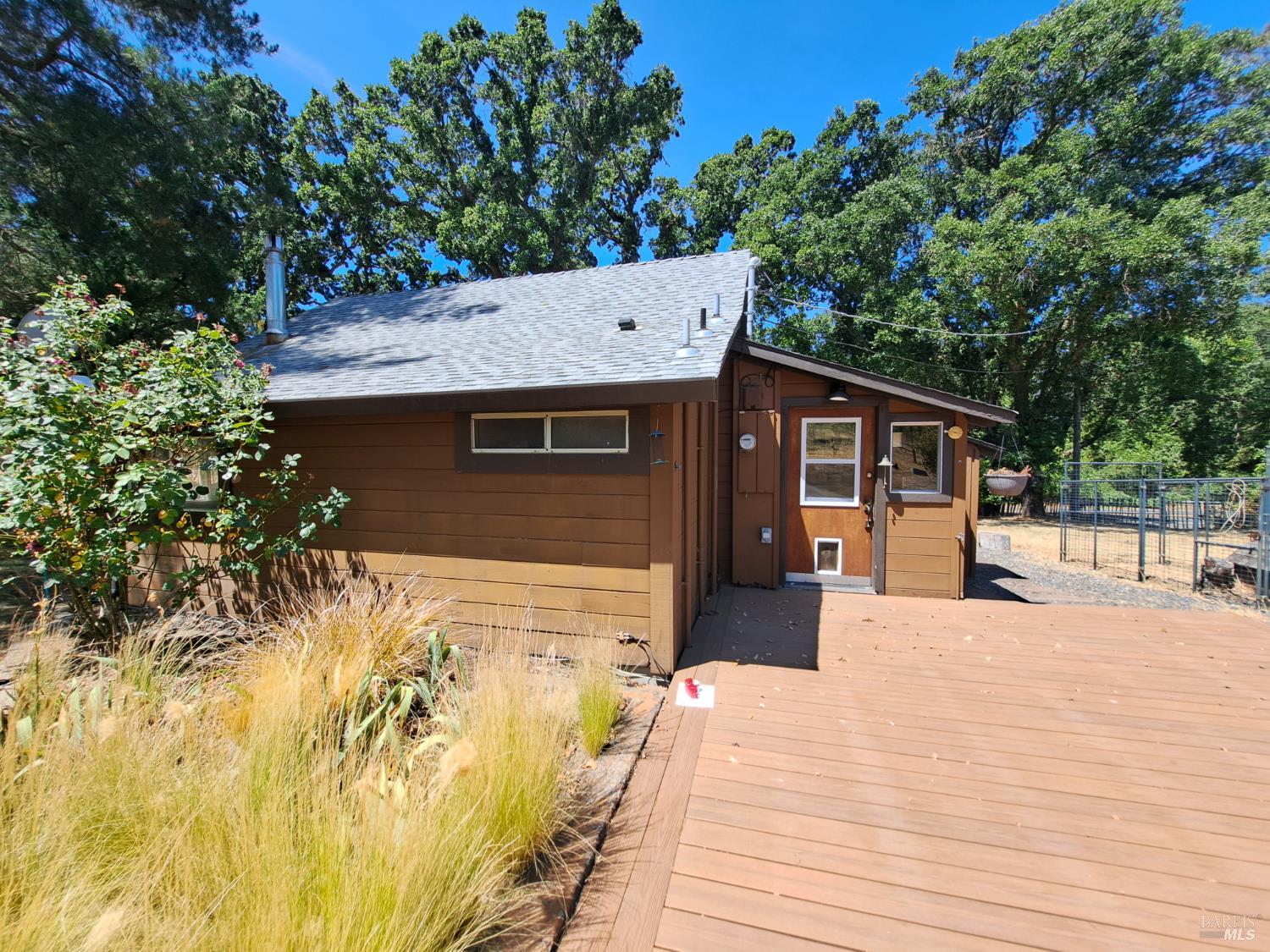 Detail Gallery Image 10 of 41 For 1705 Wooden Valley Rd, Napa,  CA 94558 - 1 Beds | 1 Baths