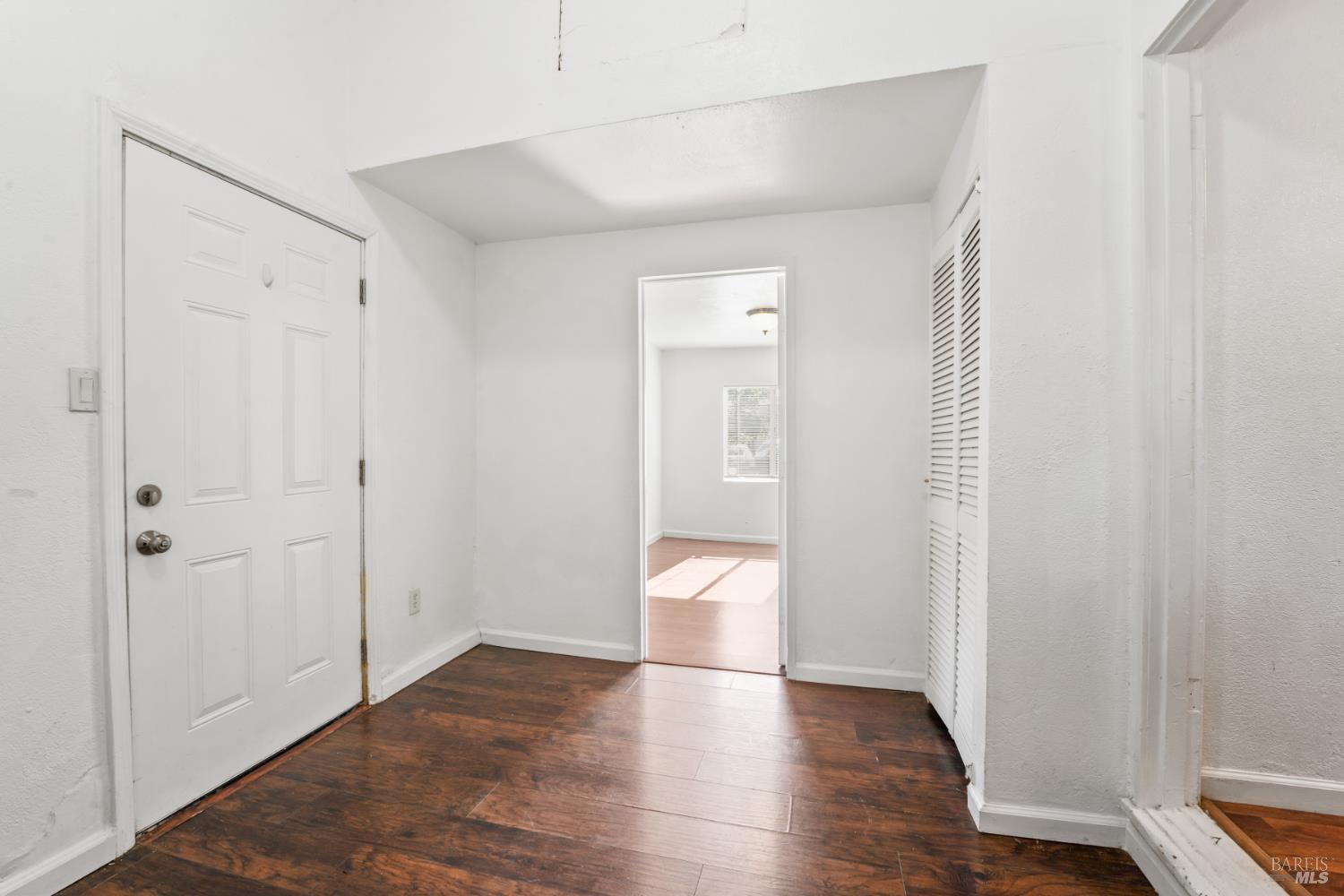 Detail Gallery Image 12 of 19 For 144 Hogan Ave, Vallejo,  CA 94589 - 3 Beds | 1 Baths