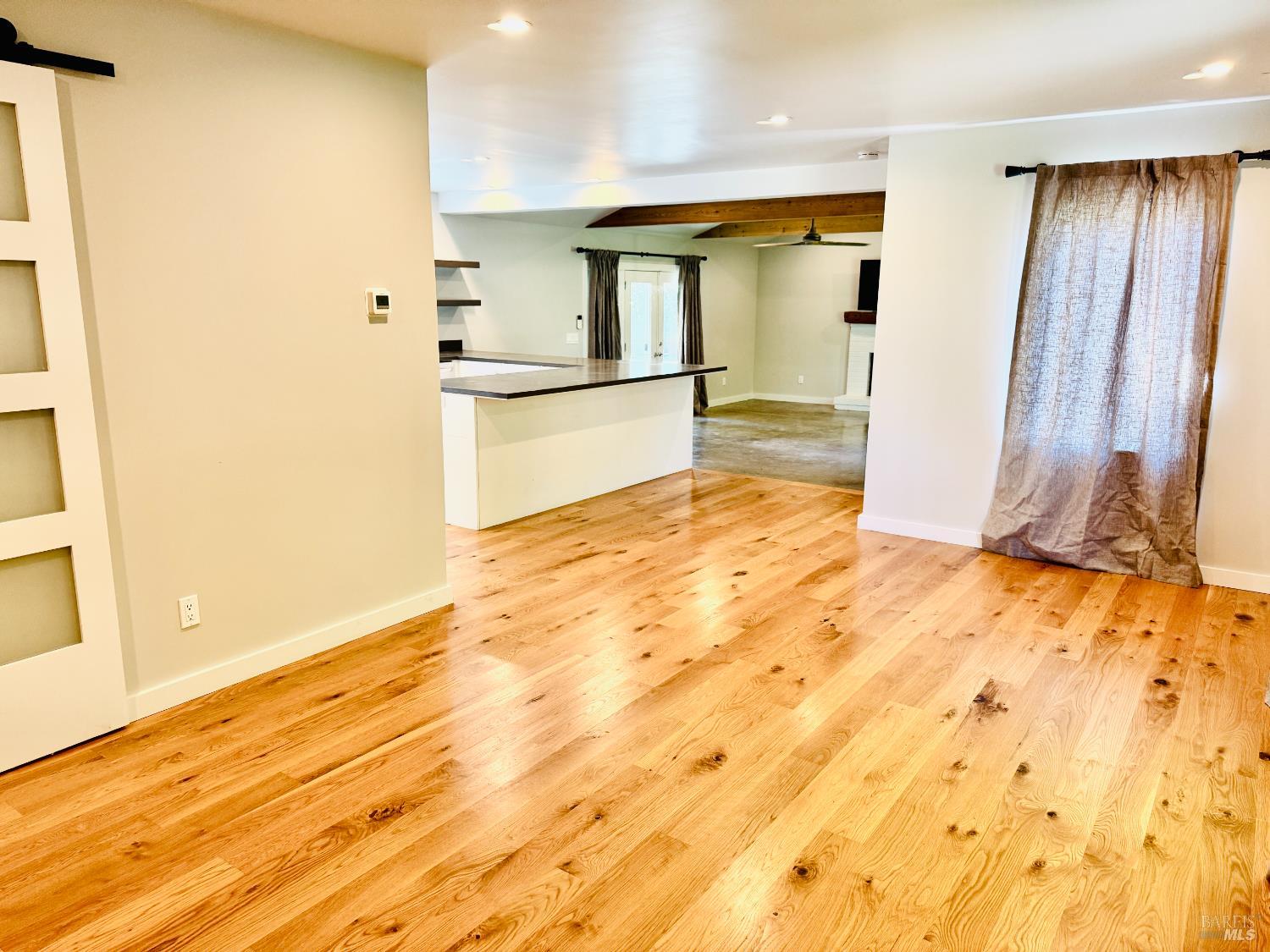 Detail Gallery Image 2 of 13 For 6911 Yount St, Yountville,  CA 94599 - 2 Beds | 1/1 Baths