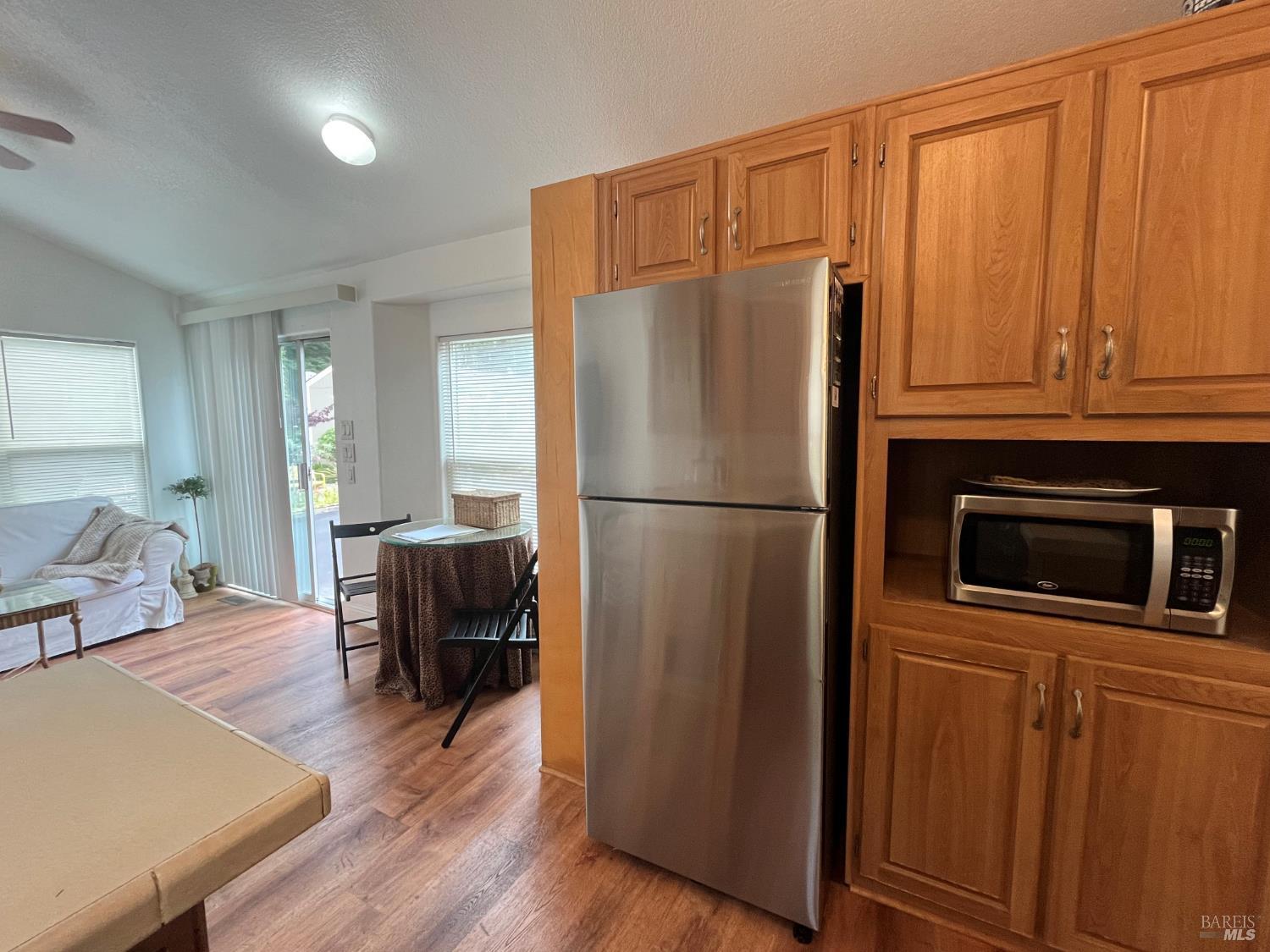 Detail Gallery Image 5 of 15 For 22900 Sylvan Way 6, Monte Rio,  CA 95462 - 1 Beds | 1 Baths