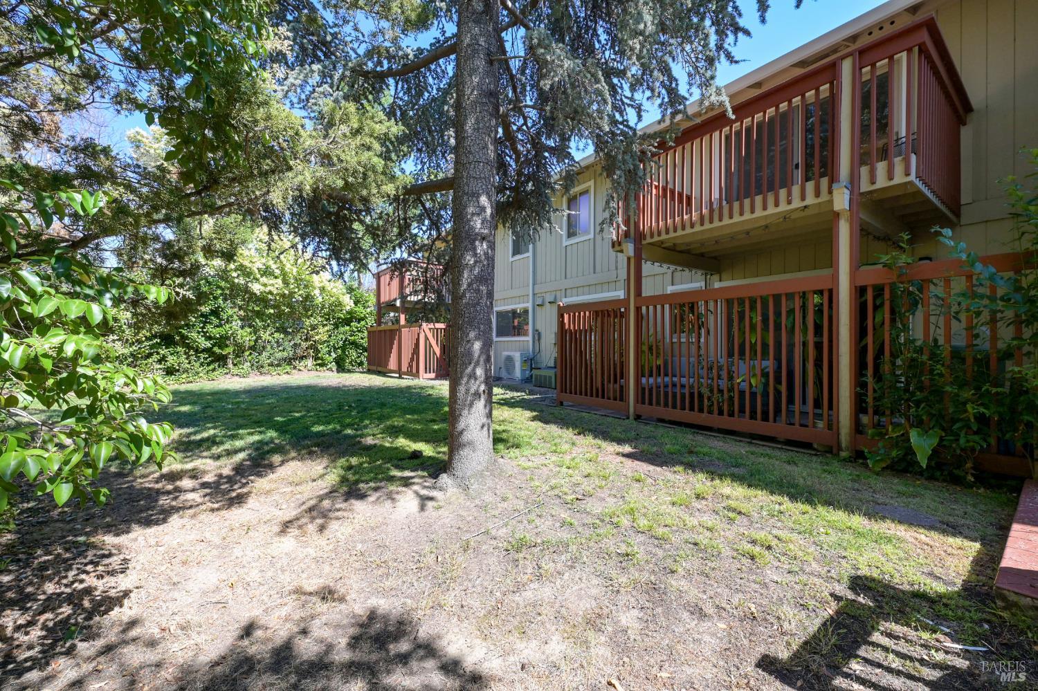 Detail Gallery Image 27 of 32 For 55 Salvatore Dr, Novato,  CA 94949 - 3 Beds | 2/1 Baths