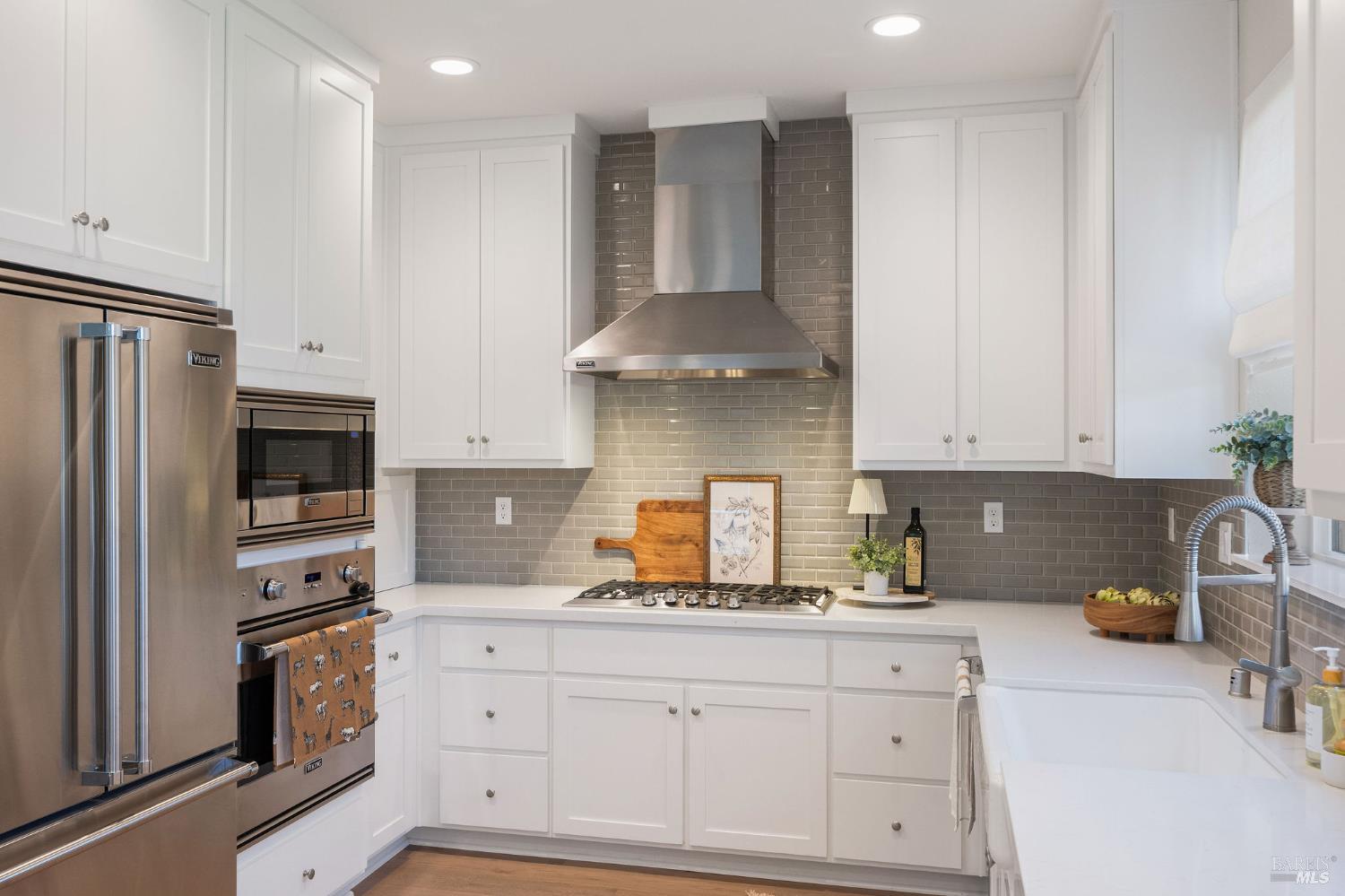 Detail Gallery Image 17 of 63 For 56 Wine Press Way, Napa,  CA 94558 - 4 Beds | 3/1 Baths