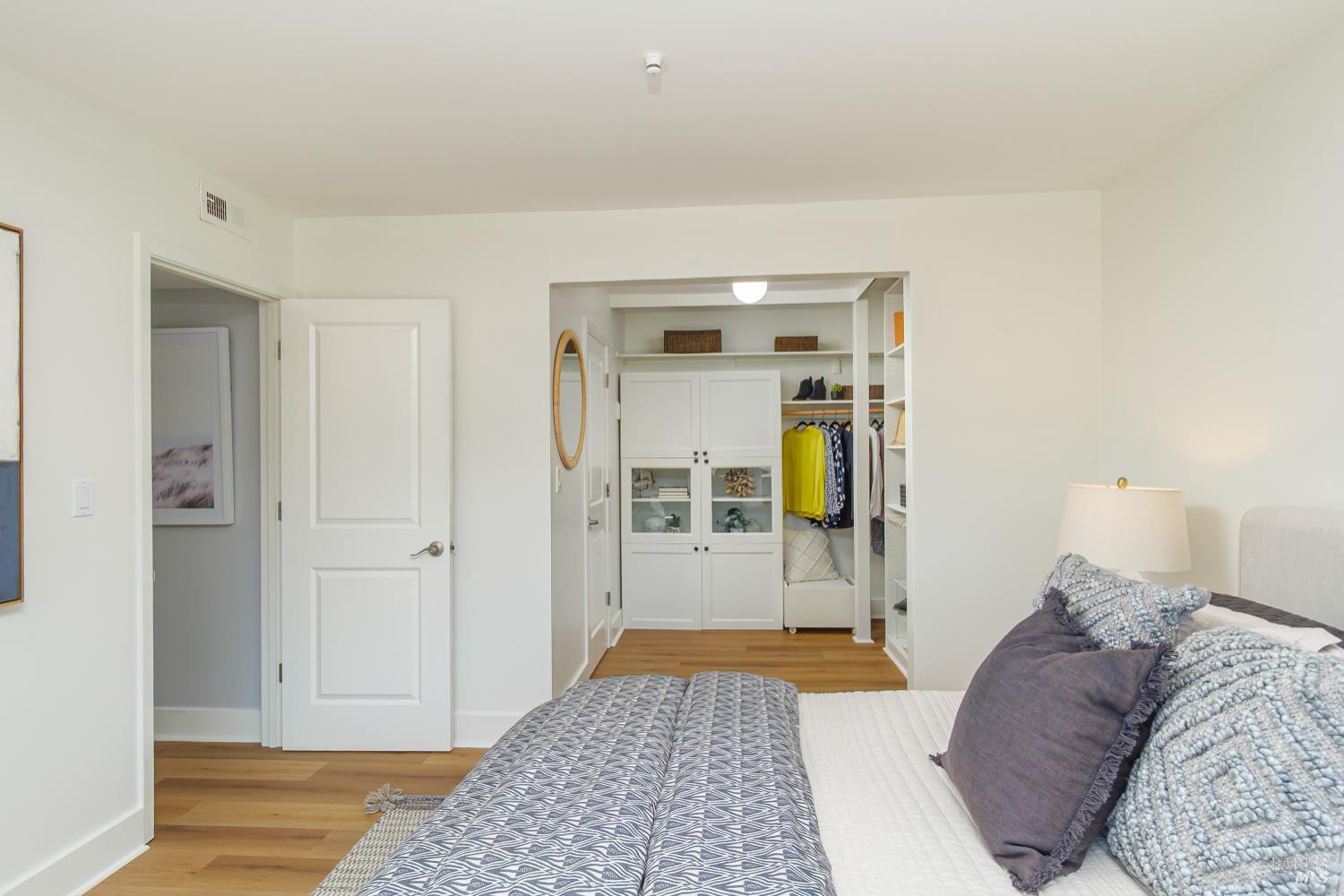 Detail Gallery Image 16 of 38 For 22 Redwood Ave, Corte Madera,  CA 94925 - 3 Beds | 2 Baths