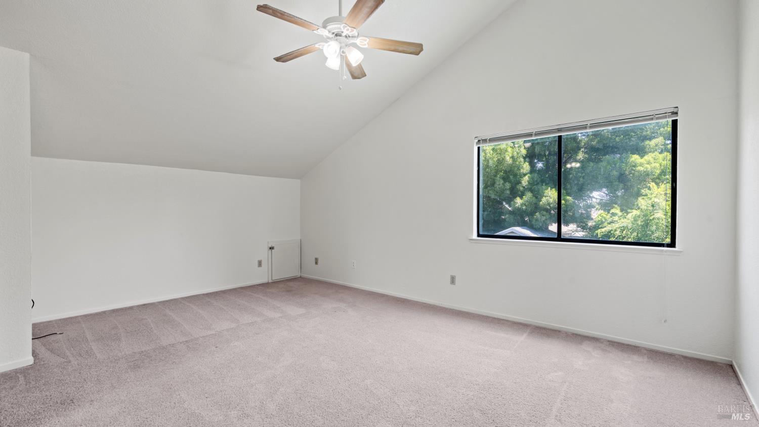 Detail Gallery Image 20 of 39 For 231 Park Ln, Vacaville,  CA 95687 - 3 Beds | 2/1 Baths