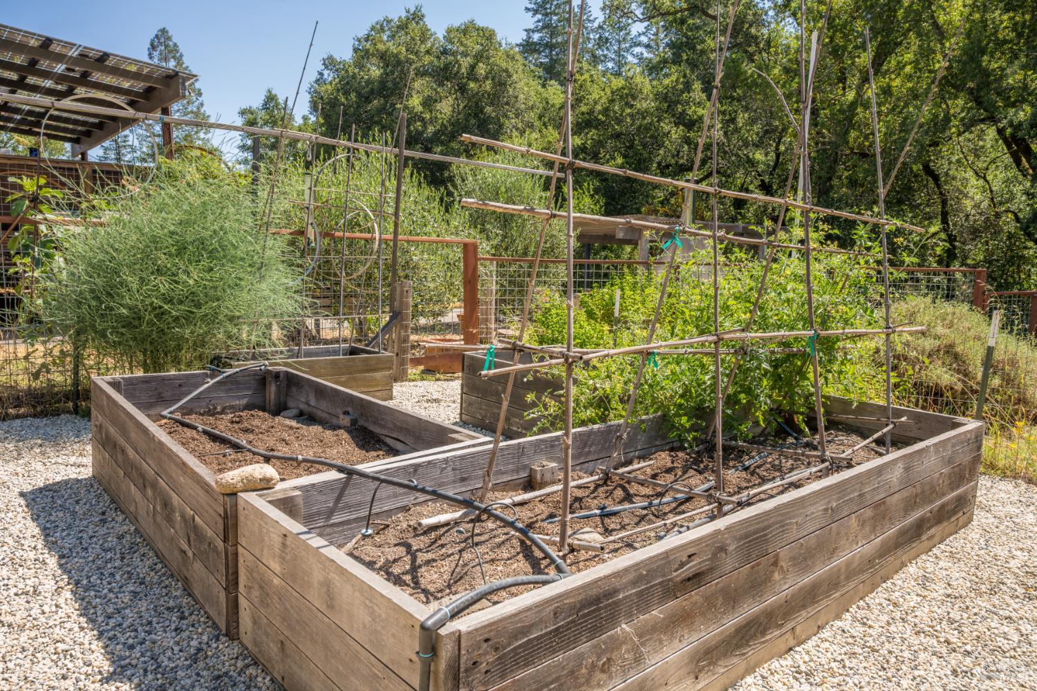 Detail Gallery Image 63 of 64 For 14856 Chalk Hill Rd, Healdsburg,  CA 95448 - 3 Beds | 2/1 Baths