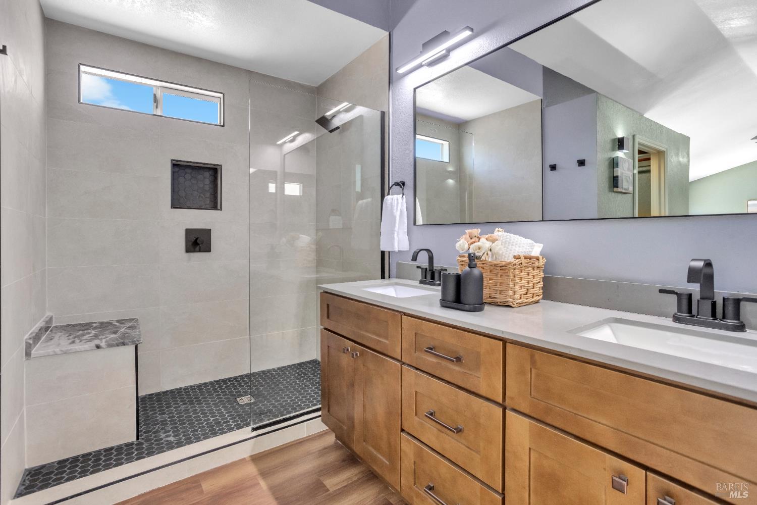 Detail Gallery Image 32 of 35 For 1042 Armsby Way, Suisun City,  CA 94585 - 3 Beds | 2/1 Baths
