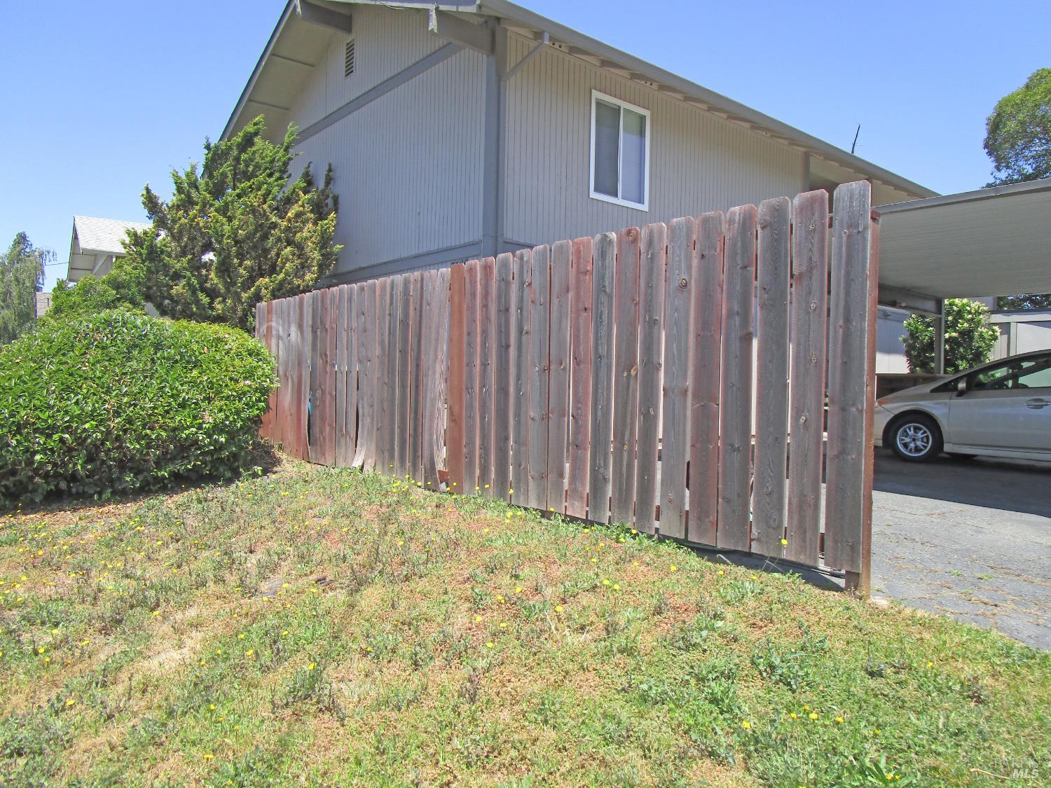 Detail Gallery Image 2 of 14 For 7580 Bridgit Dr, Rohnert Park,  CA 94928 - – Beds | – Baths