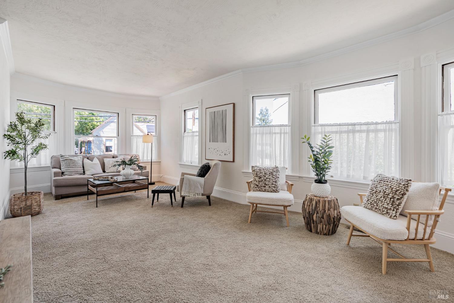 Detail Gallery Image 8 of 48 For 29 Frances St, San Rafael,  CA 94901 - – Beds | – Baths