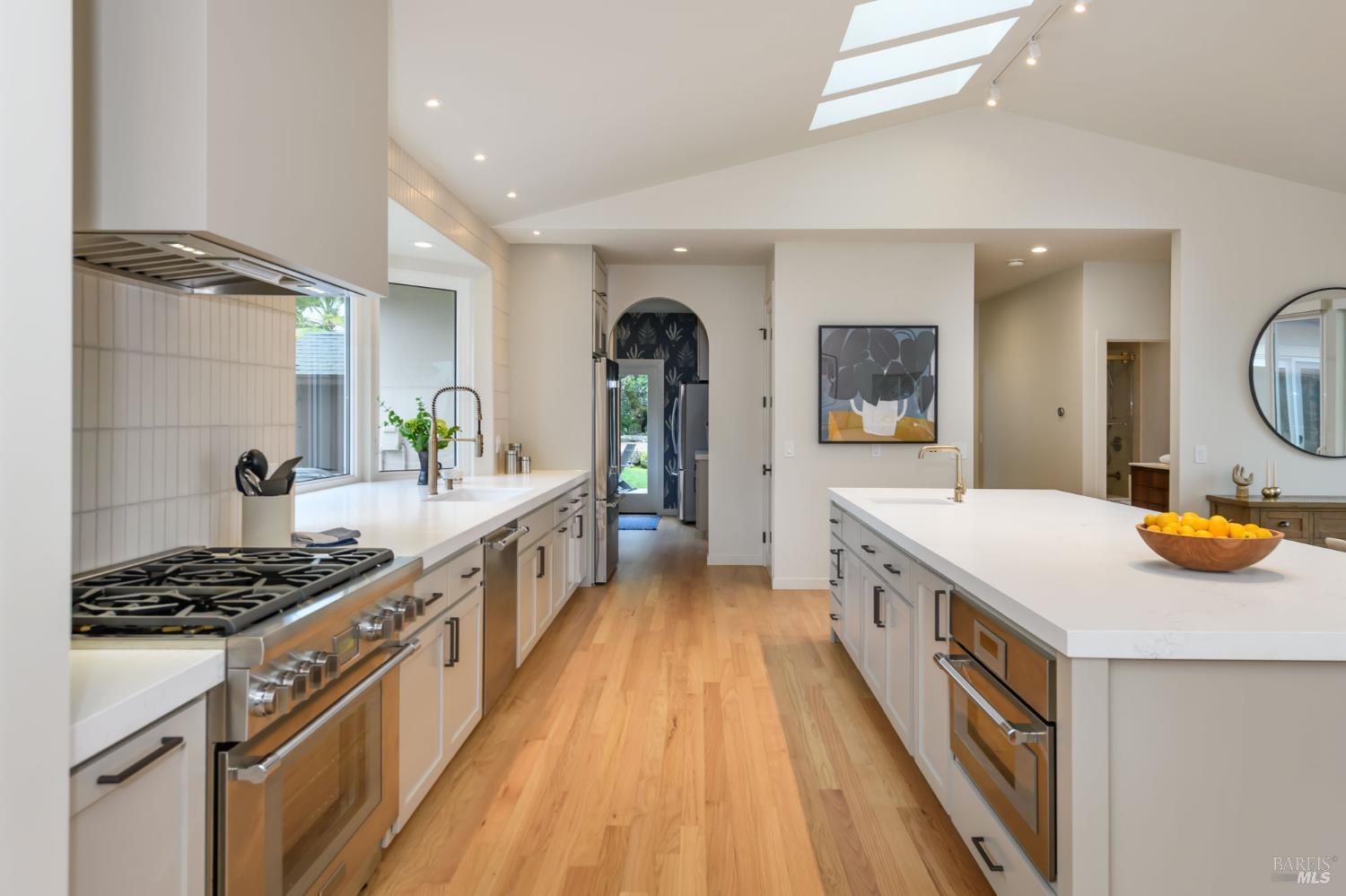Detail Gallery Image 17 of 58 For 2300 Mill Creek Ln, Healdsburg,  CA 95448 - 3 Beds | 3 Baths