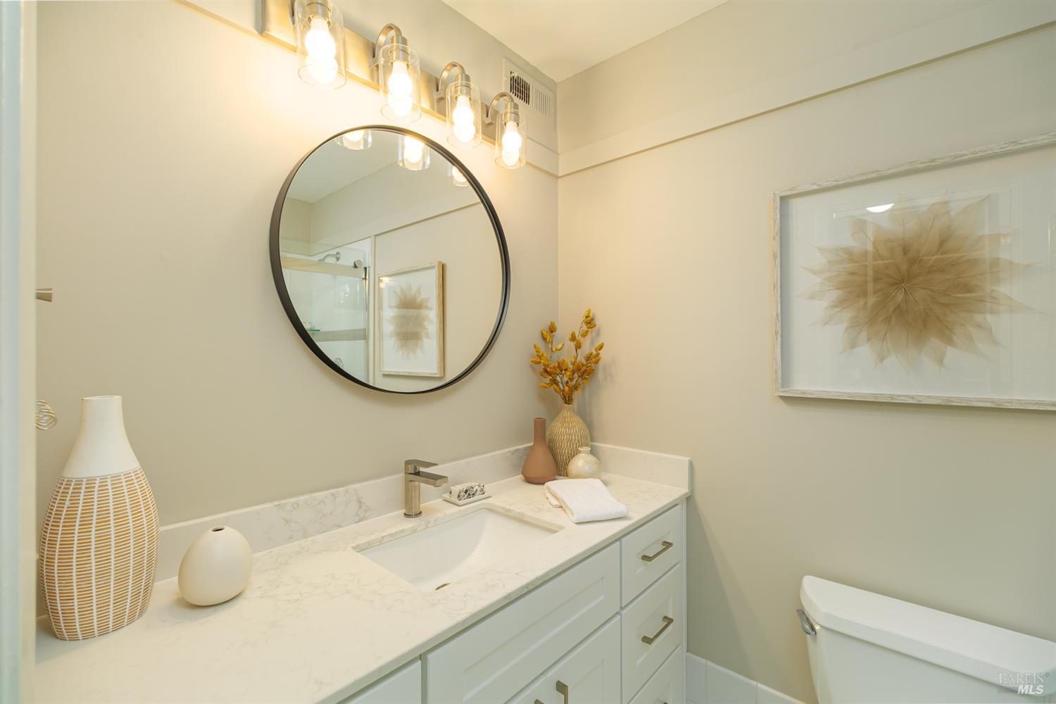 Detail Gallery Image 18 of 38 For 22 Redwood Ave, Corte Madera,  CA 94925 - 3 Beds | 2 Baths