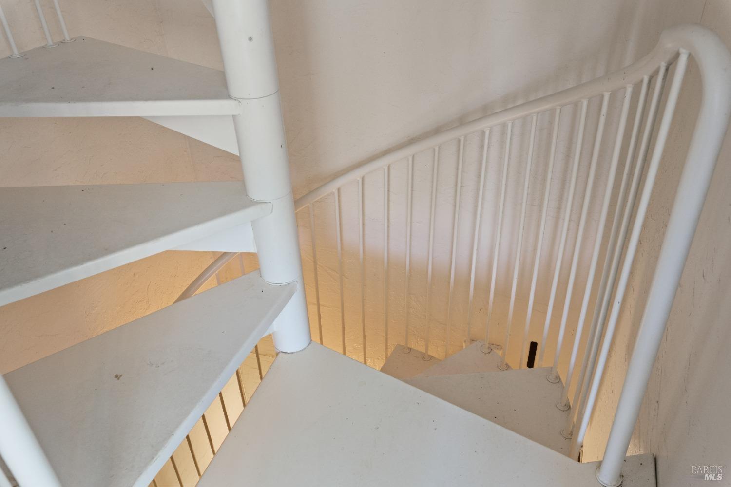 Detail Gallery Image 48 of 87 For 5605 George Rd, Lakeport,  CA 95453 - 4 Beds | 5/3 Baths