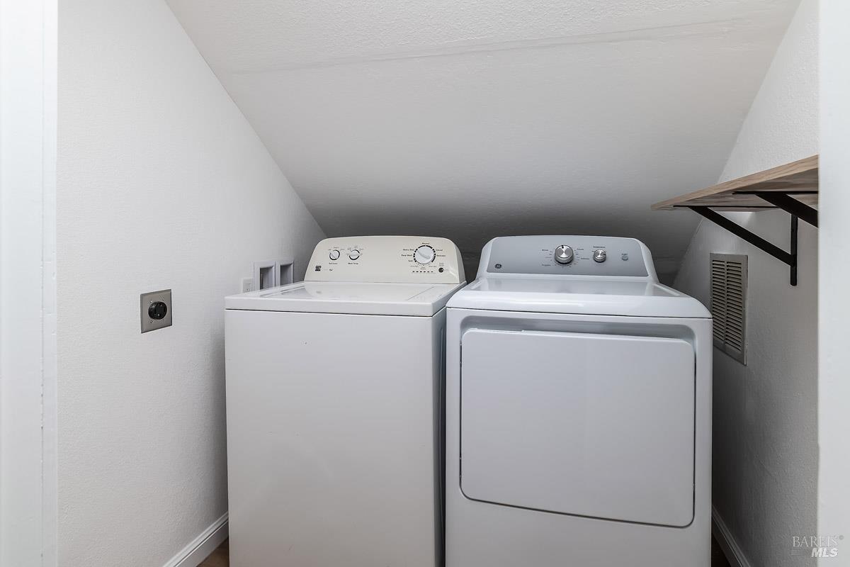 Detail Gallery Image 23 of 37 For 523 B St, San Rafael,  CA 94901 - – Beds | – Baths