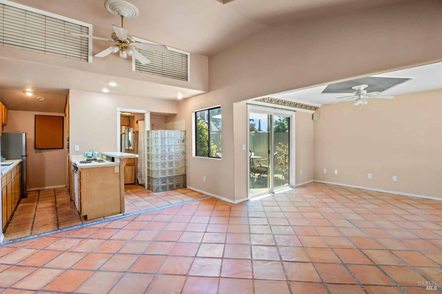 Detail Gallery Image 30 of 35 For 8621 Uva Dr, Redwood Valley,  CA 95470 - 3 Beds | 3 Baths