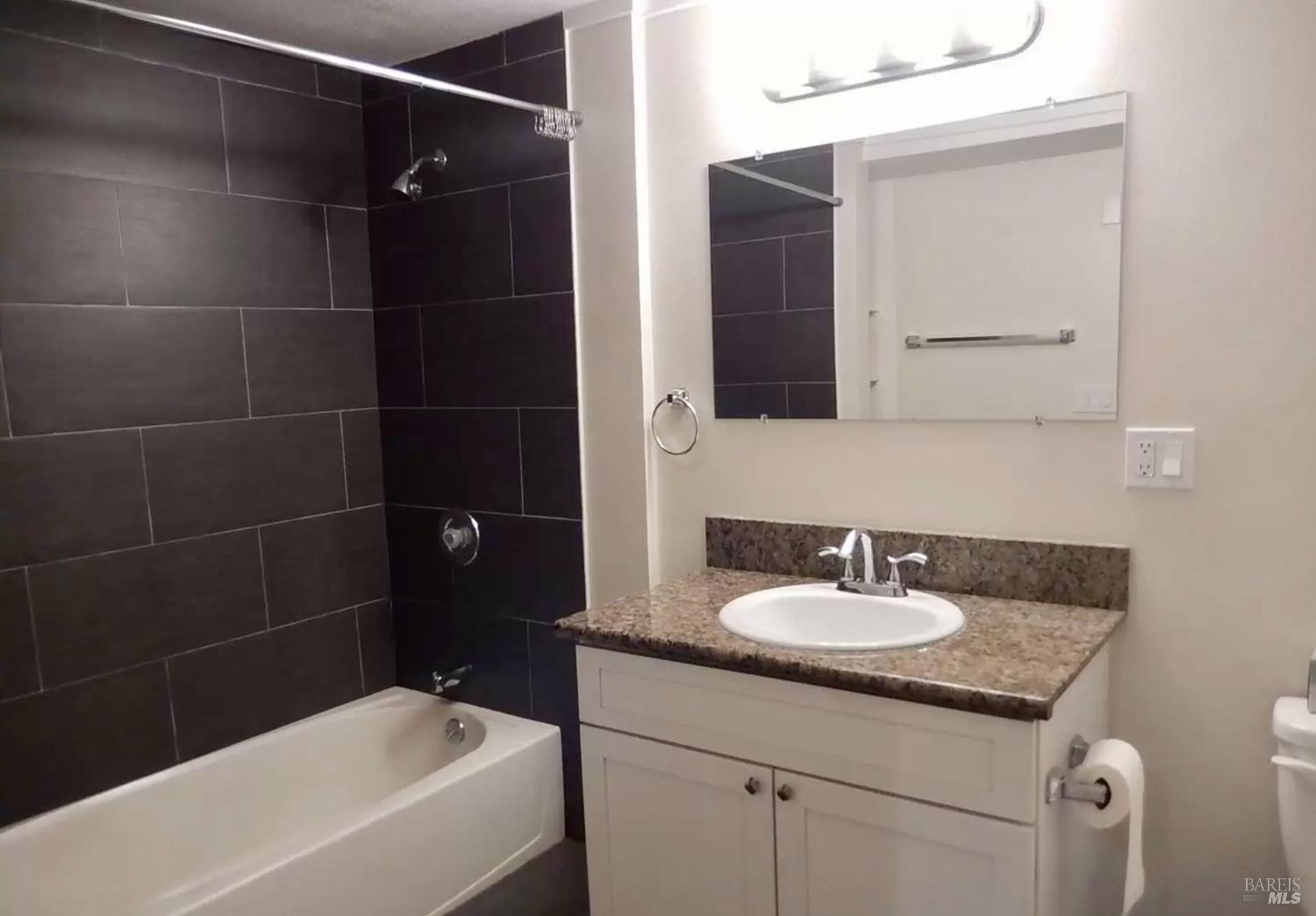 Detail Gallery Image 14 of 47 For 17410 Park Ave, Guerneville,  CA 95446 - – Beds | – Baths