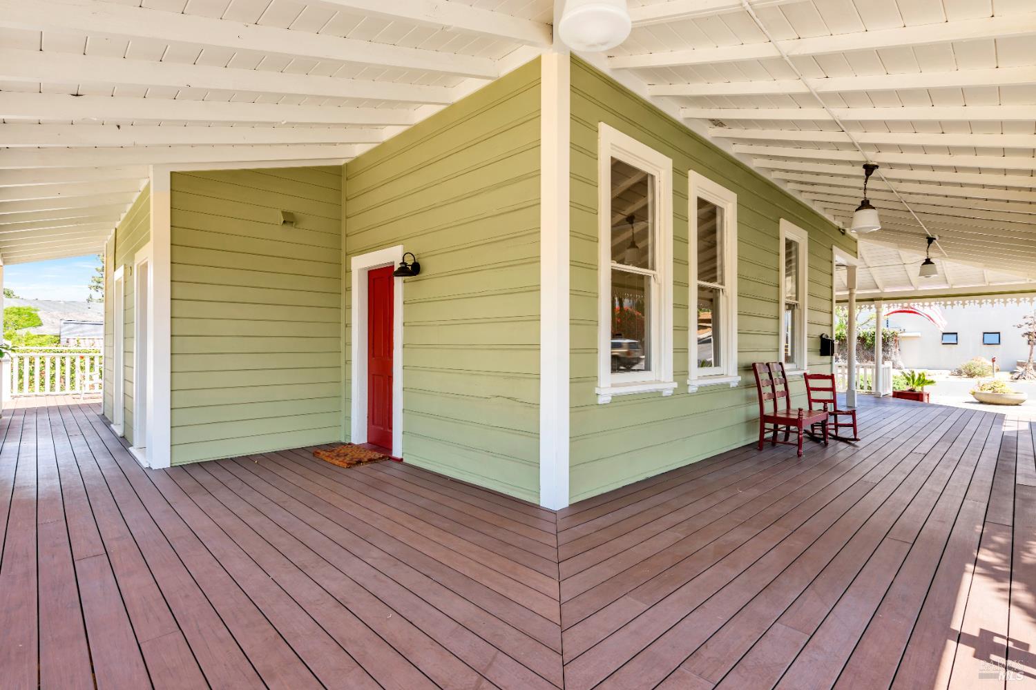 Detail Gallery Image 11 of 71 For 602 W K St, Benicia,  CA 94510 - – Beds | – Baths