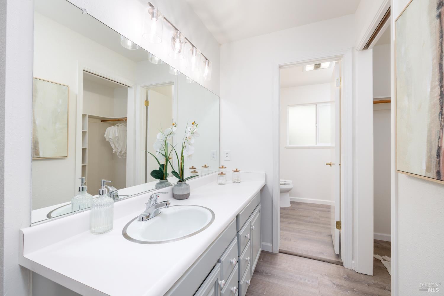 Detail Gallery Image 26 of 32 For 137 Valley Lakes Dr, Santa Rosa,  CA 95409 - 3 Beds | 2 Baths