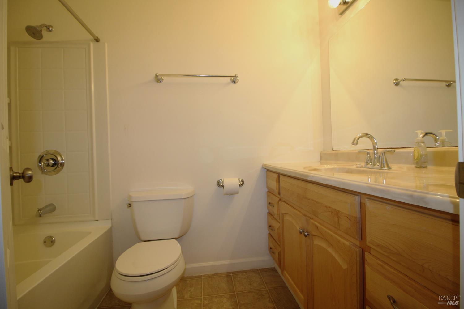 Detail Gallery Image 14 of 24 For 619 Barnacle Way, Suisun City,  CA 94585 - 3 Beds | 2 Baths