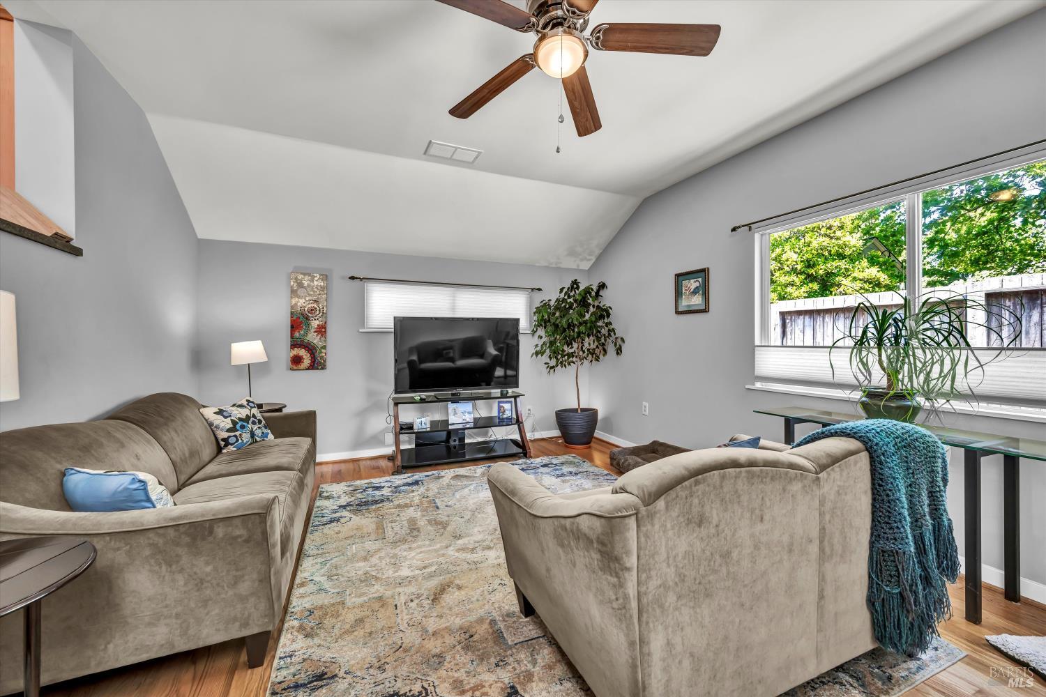 Detail Gallery Image 17 of 63 For 1015 Shetler Ave, Napa,  CA 94559 - 3 Beds | 2/1 Baths