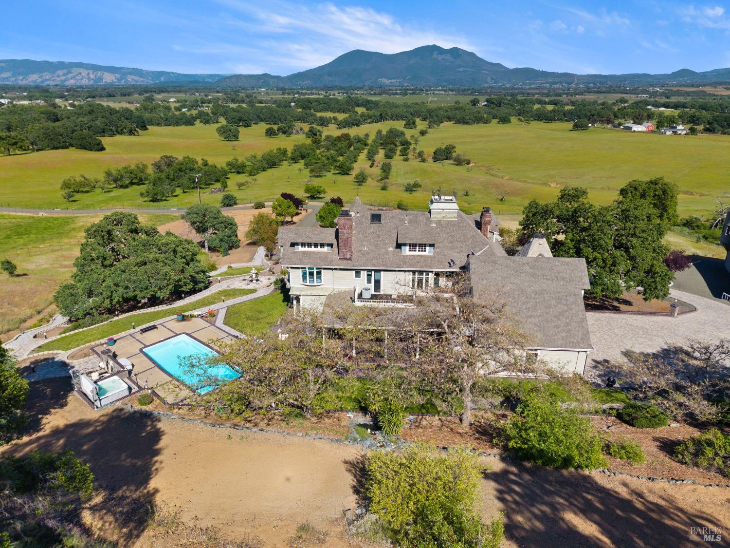 Detail Gallery Image 76 of 87 For 5605 George Rd, Lakeport,  CA 95453 - 4 Beds | 5/3 Baths