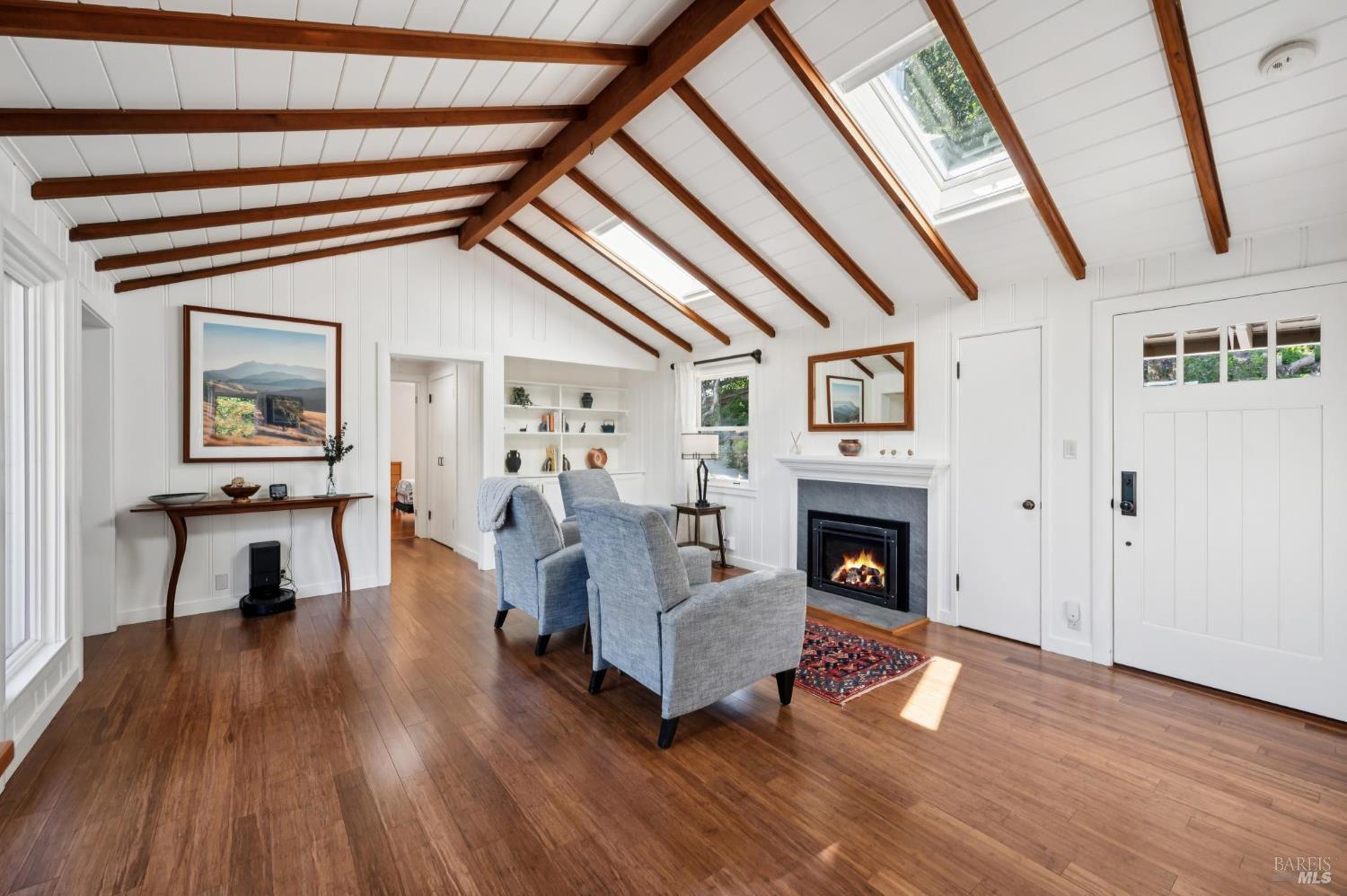 Detail Gallery Image 7 of 36 For 144 Melville Ave, San Anselmo,  CA 94960 - 3 Beds | 3 Baths