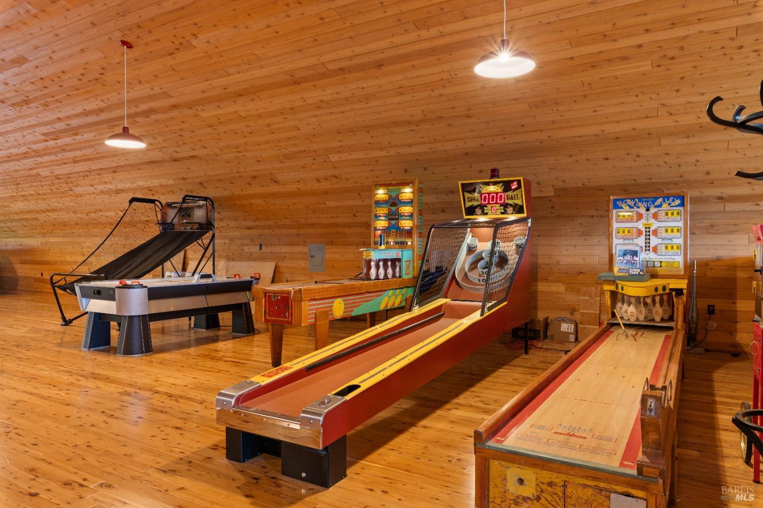 Detail Gallery Image 62 of 87 For 5605 George Rd, Lakeport,  CA 95453 - 4 Beds | 5/3 Baths