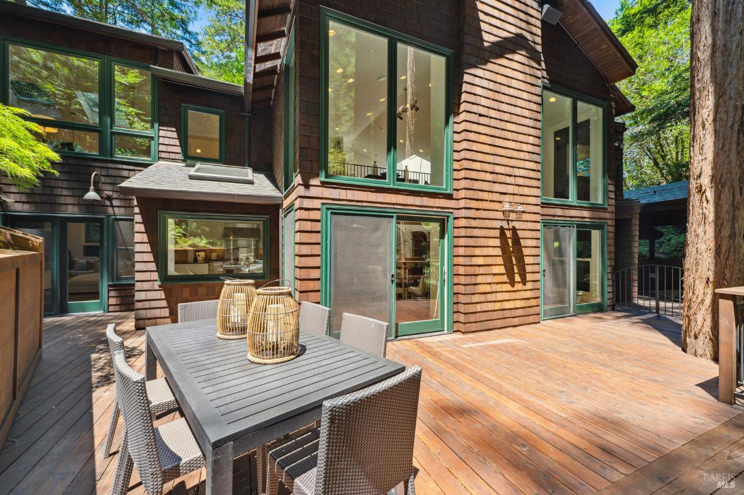 Detail Gallery Image 30 of 30 For 70 Westwood Dr, Kentfield,  CA 94904 - 5 Beds | 4/1 Baths