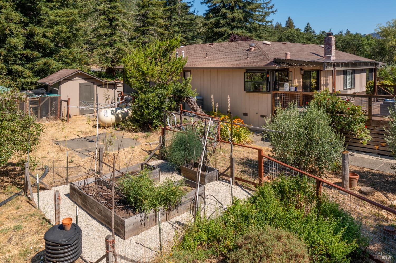 Detail Gallery Image 61 of 64 For 14856 Chalk Hill Rd, Healdsburg,  CA 95448 - 3 Beds | 2/1 Baths