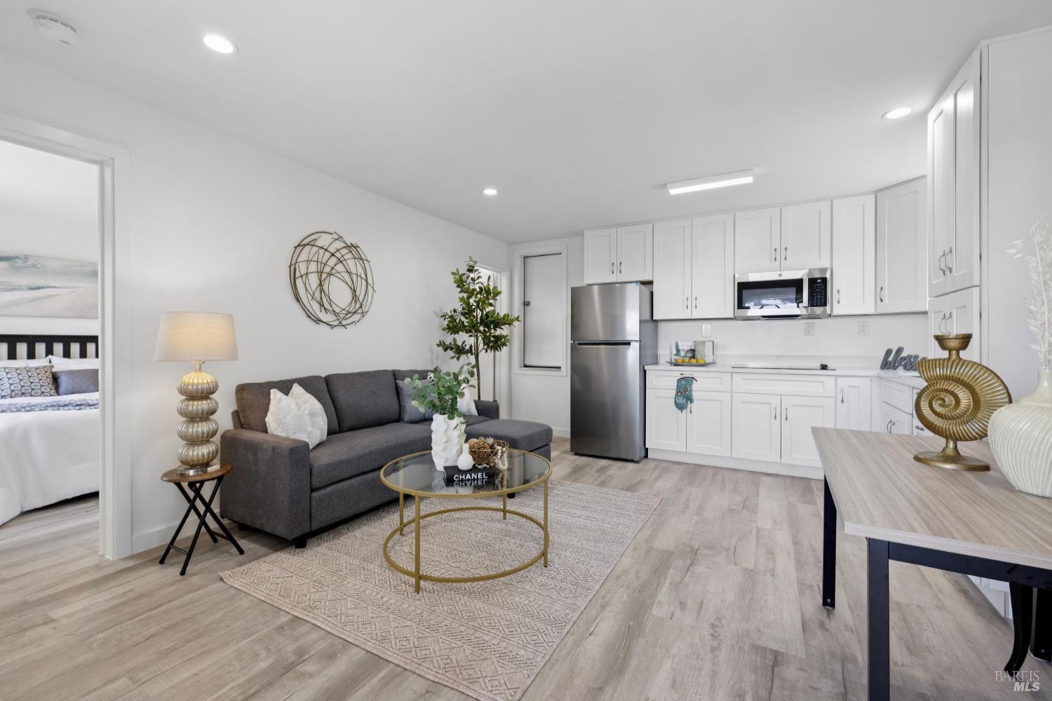 Detail Gallery Image 39 of 74 For 2437 Edwards Ave, El Cerrito,  CA 94530 - 6 Beds | 3/1 Baths