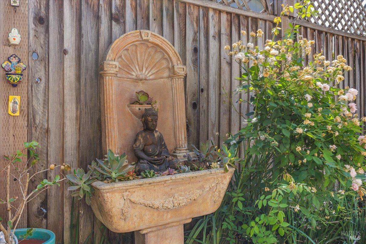 Detail Gallery Image 26 of 29 For 301 Hansbery Way, Santa Rosa,  CA 95409 - 3 Beds | 2 Baths