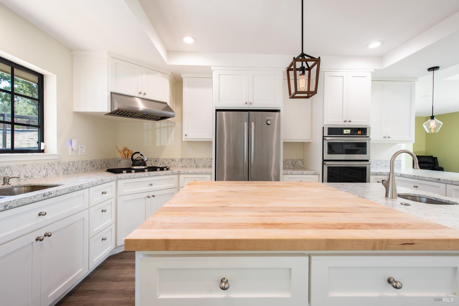 Detail Gallery Image 11 of 36 For 3617 Williams Rd, Santa Rosa,  CA 95404 - 3 Beds | 3 Baths