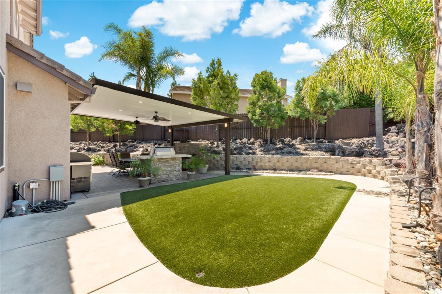 Detail Gallery Image 72 of 96 For 3305 Hillridge Ct, Fairfield,  CA 94534 - 4 Beds | 3 Baths