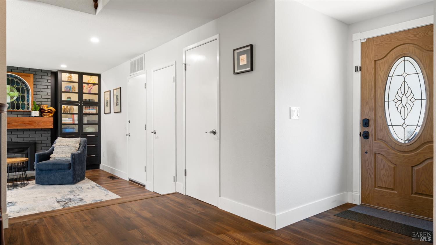 Detail Gallery Image 41 of 61 For 1711 Capistrano Dr, Petaluma,  CA 94954 - 6 Beds | 2/1 Baths