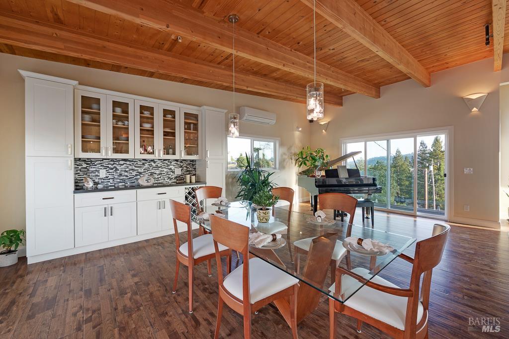 Detail Gallery Image 59 of 75 For 5560 Crystal Dr, Santa Rosa,  CA 95404 - 3 Beds | 2/1 Baths