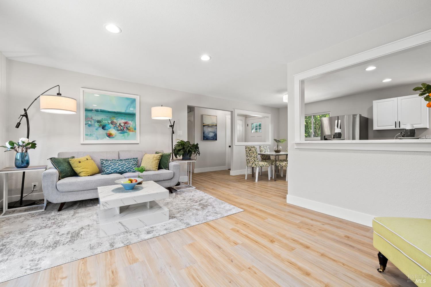 Detail Gallery Image 5 of 54 For 7449 Adrian Dr, Rohnert Park,  CA 94928 - 3 Beds | 2 Baths