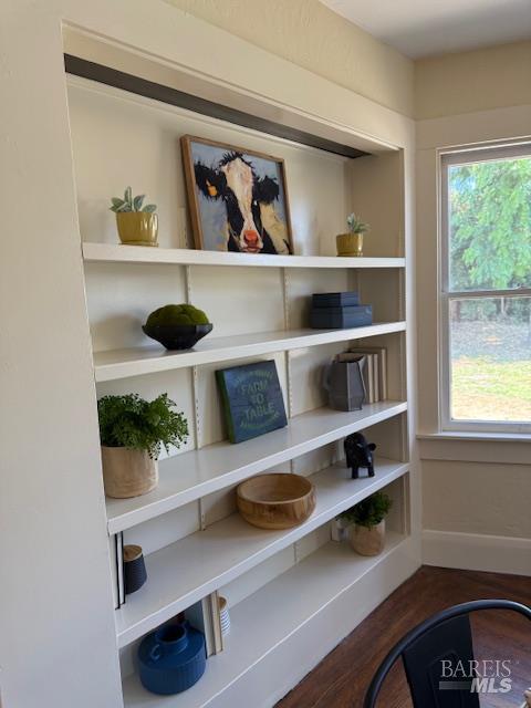 Detail Gallery Image 15 of 66 For 5740 Old Redwood Hwy, Penngrove,  CA 94951 - 3 Beds | 3 Baths