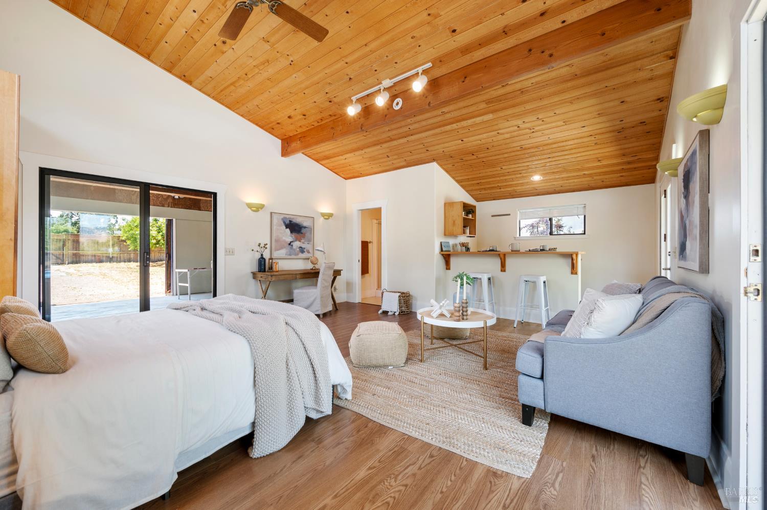 Detail Gallery Image 44 of 66 For 5740 Old Redwood Hwy, Penngrove,  CA 94951 - 3 Beds | 3 Baths