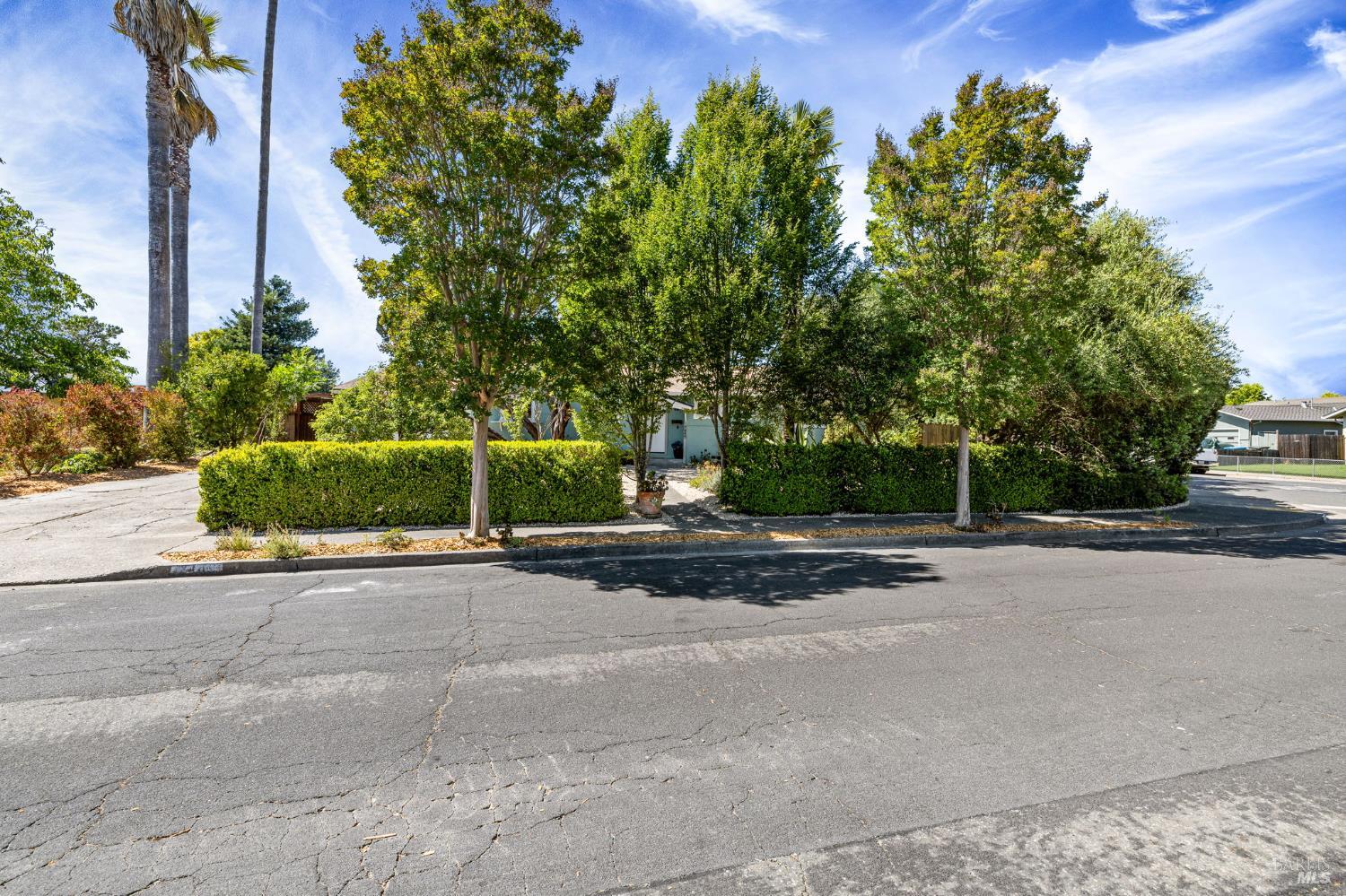 Detail Gallery Image 46 of 54 For 7449 Adrian Dr, Rohnert Park,  CA 94928 - 3 Beds | 2 Baths