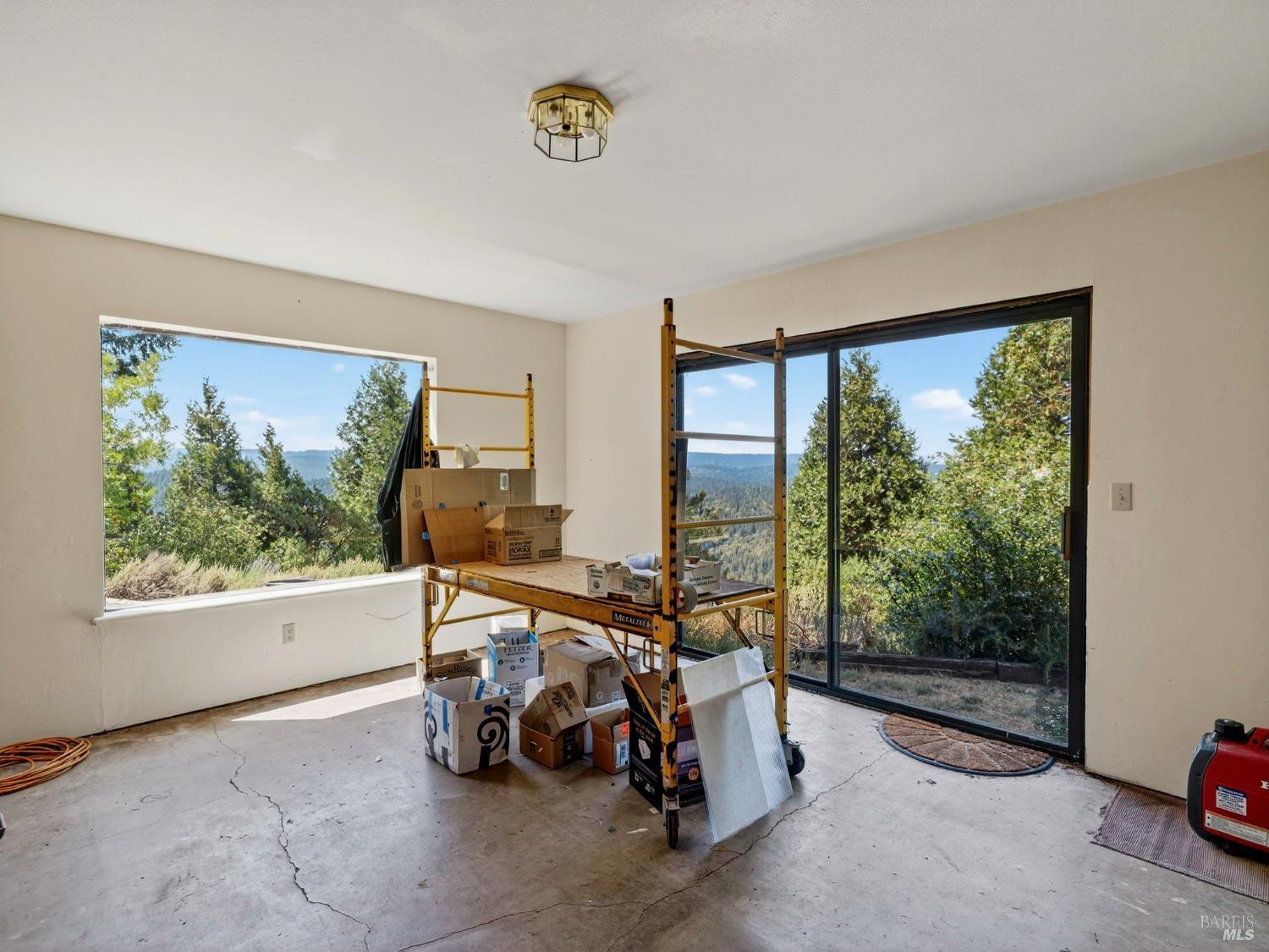 Detail Gallery Image 20 of 48 For 18051 Bald Hills Rd, Navarro,  CA 95463 - 2 Beds | 2 Baths