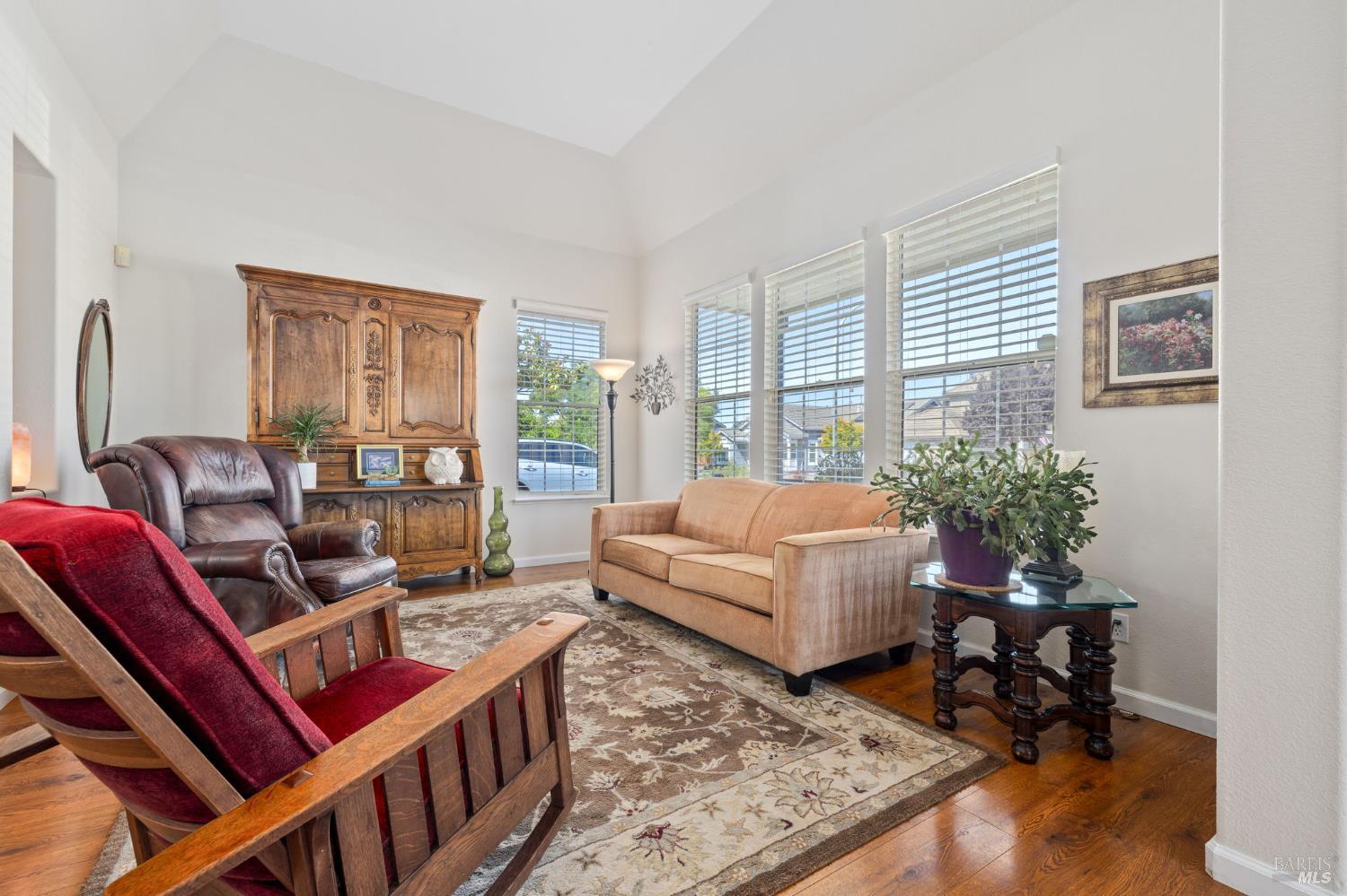 Detail Gallery Image 19 of 47 For 1628 Andover Way, Petaluma,  CA 94954 - 4 Beds | 2 Baths